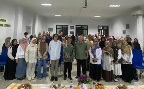 Buka Wawasan Studi Lanjut, Mahasiswa Tadris Biologi Ikuti Sosialisasi Magister Biologi UNEJ